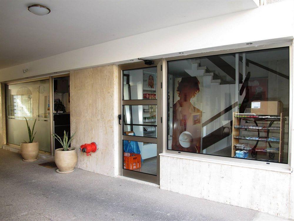 Eleonora Hotel Apartments Larnaka Exterior foto