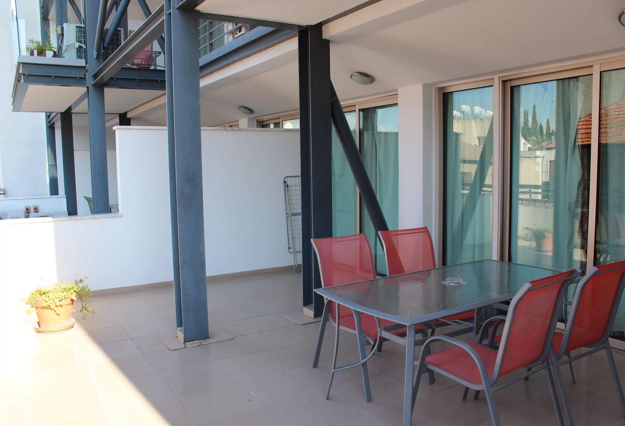 Eleonora Hotel Apartments Larnaka Exterior foto